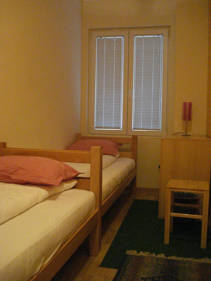 Hostel Jasmin Belgrad Exterior foto