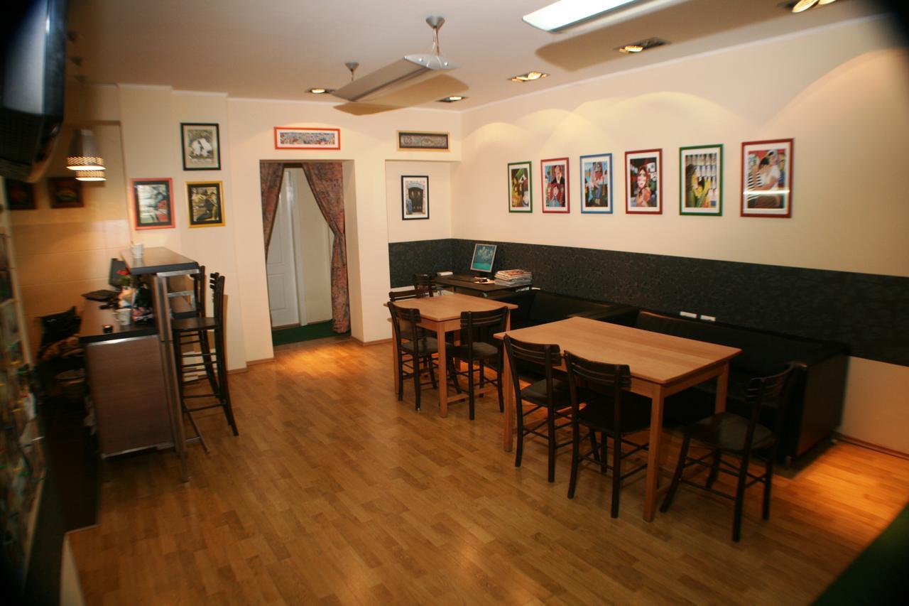 Hostel Jasmin Belgrad Restaurant foto
